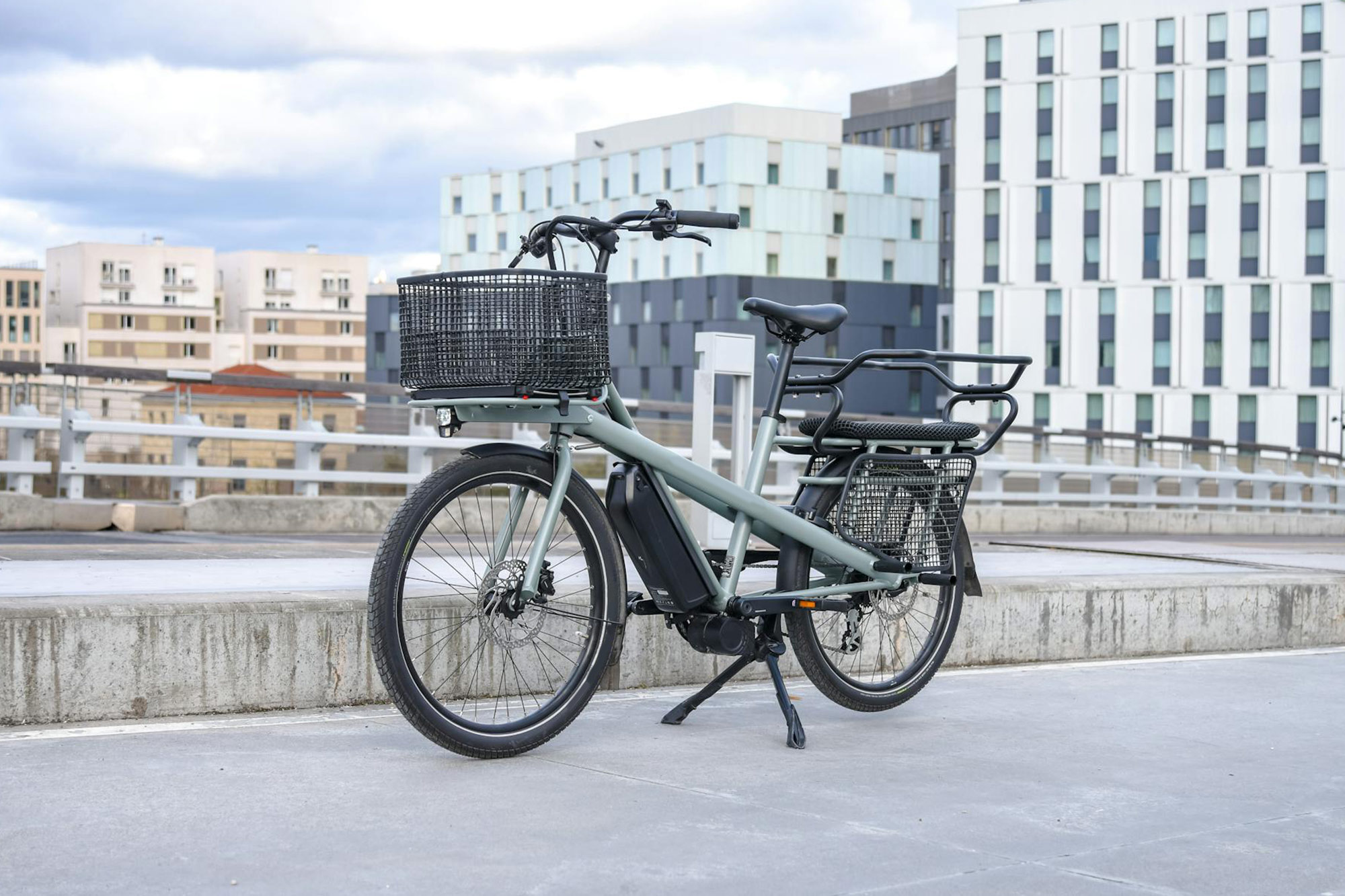 Pedelecs, E-Bikes, Fahrräder und Elektrokleinstfahrzeuge